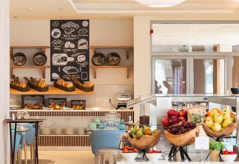 Hotel Lava Beach, Restaurant