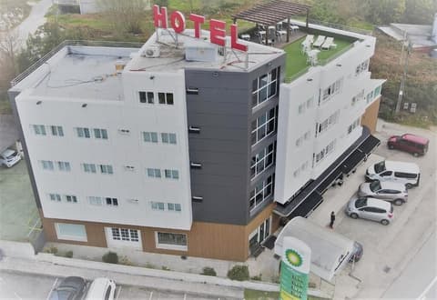 Hotel San Luis, Exterior