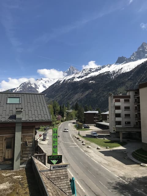 Hôtel des Lacs, View from property