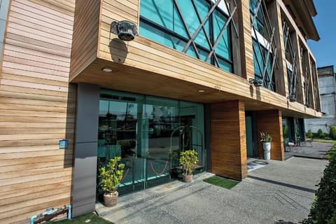 Holatel Hotel Phitsanulok