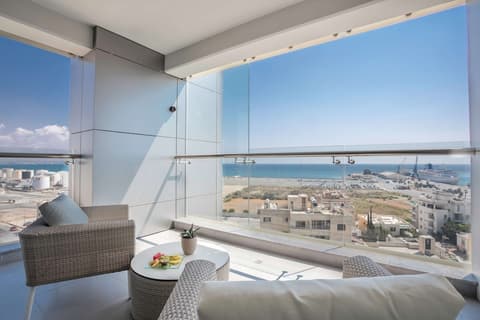 Radisson Blu Hotel, Larnaca, Room