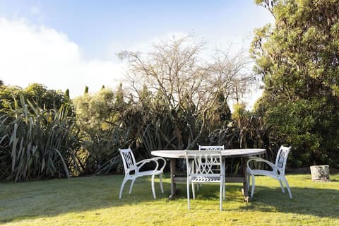 Apostles View Motel, Exterior