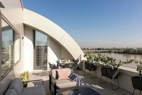 Hilton Garden Inn Bordeaux Centre, Terrace/patio