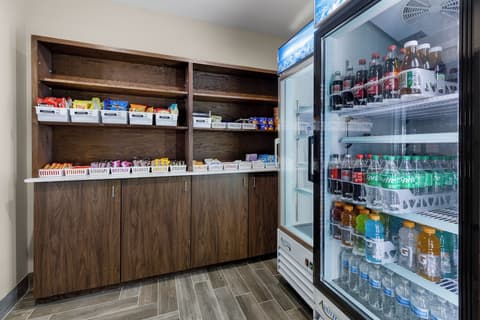 The Mulberry Hotel, Gift shop