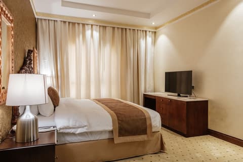 CRYSTAL PLAZA AL MAJAZ HOTEL