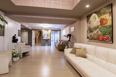 Bianco Riccio Suite Hotel