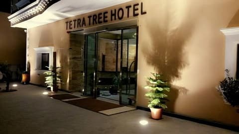 Tetra Tree Hotel