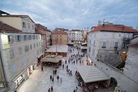 Central Square Heritage Hotel