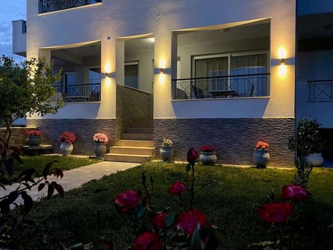 Eirini & Manolis Apartments