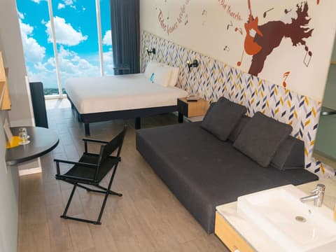 ibis Styles Merida Galerias