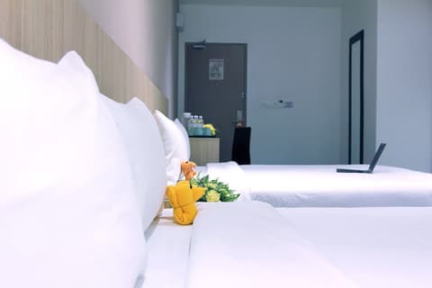 Pacific Express Hotel Chinatown, Room