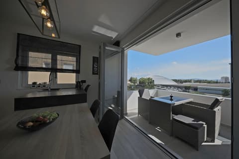 Luxury Majpruz Suites