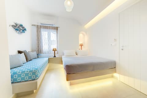 Emerald Collection Suites, Room