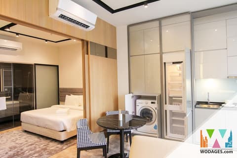 Expressionz KLCC by Wodages