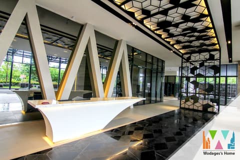 Expressionz KLCC by Wodages