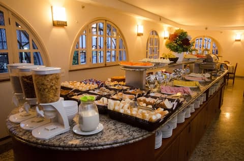 Hotel Monte Alegre, Breakfast meal