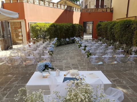 Sina Centurion Palace, Lobby