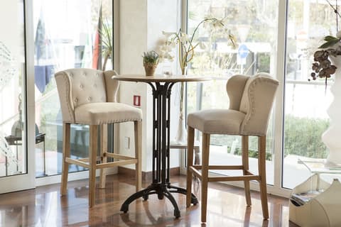 Best Western Maison B Hotel