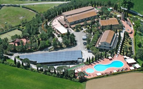 Fattoria Belvedere, Exterior