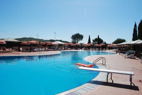 Fattoria Belvedere, Pool