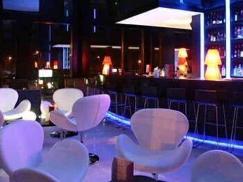 Axis Viana Business & SPA Hotel, Bar (on property)