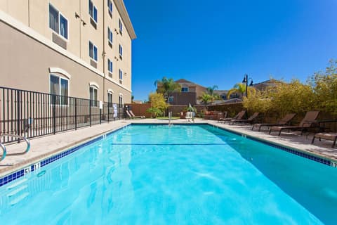 Holiday Inn Express Los Angeles Airport Hawthorne by IHG, Pool