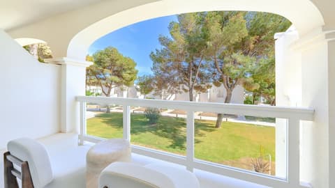 Destino Five Ibiza - 5-Star Grand Luxe Resort - Entrance to Pacha Club