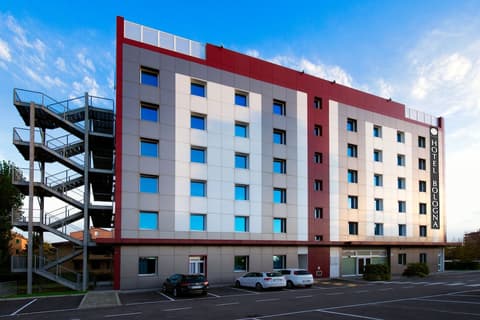 Four Points Flex by Sheraton Bologna Airport