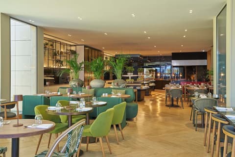 Golden Residence Hotel, Restaurant