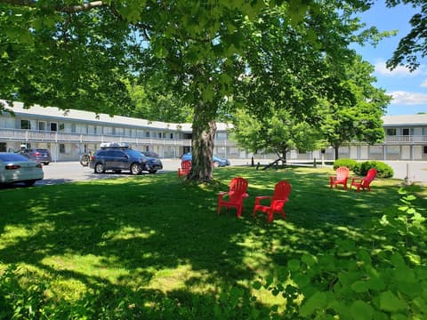Anchorage Motel, Property grounds