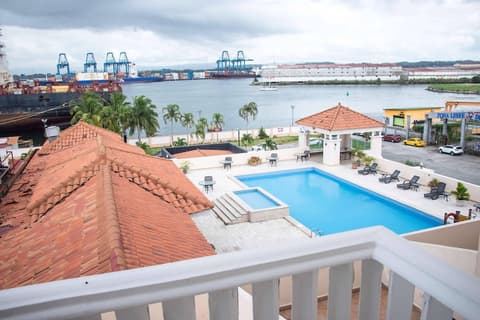 Radisson Colon 2,000 Hotel & Casino