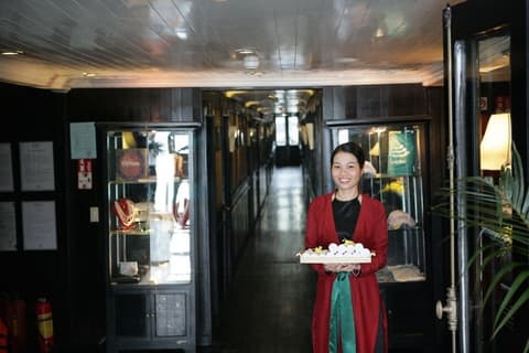 Bhaya Halong Cruises