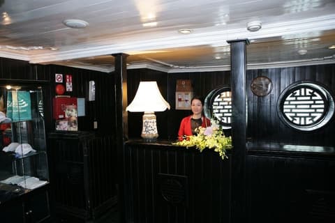 Bhaya Halong Cruises