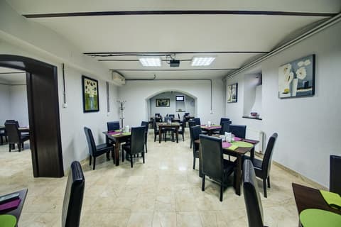 Atrium Hotel Ateneu City Center, Food court