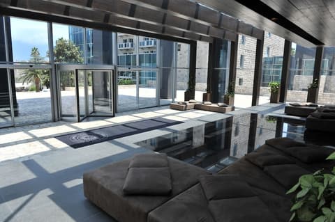 Avala Resort & Villas, Interior entrance