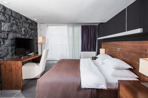 Avala Resort & Villas, Room