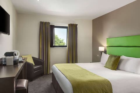 Redwings Lodges Birmingham