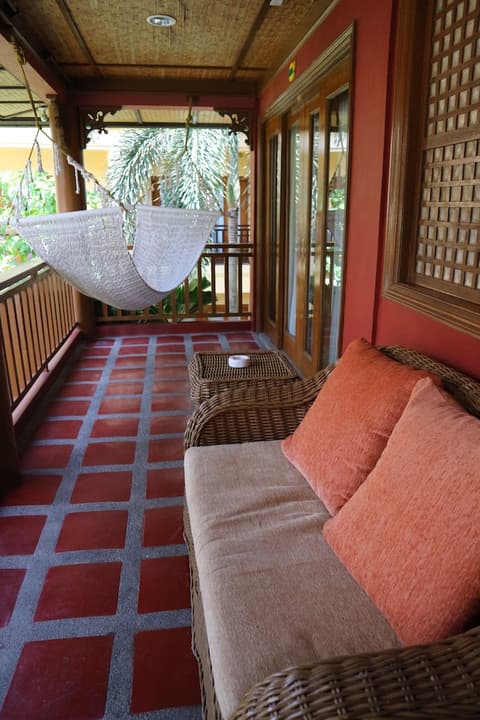 Boracay Tropics Resort Hotel, Terrace/patio