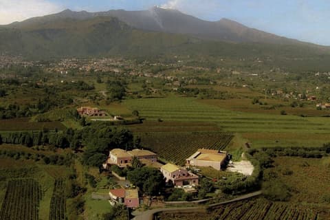 Hotel Etnea 316, Exterior