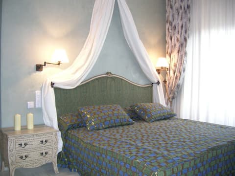 Hacienda Los Jinetes, Room