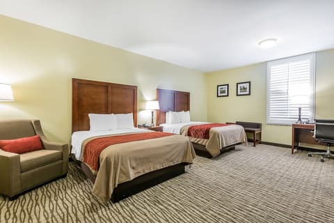 Comfort Inn Pomona near Fairplex