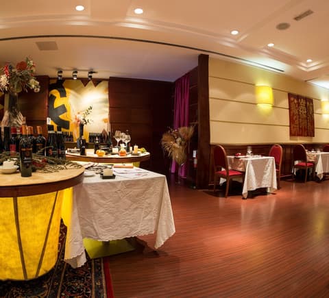 Hotel Imperatori, Restaurant