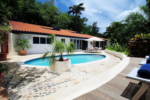 Geejam, Terrace/patio