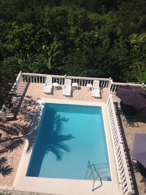 Retreat Guesthouse Luxury Suites, Pool