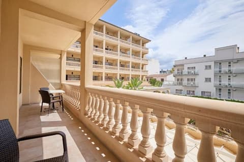 Apartamentos Isla del Sol, Terrace/patio