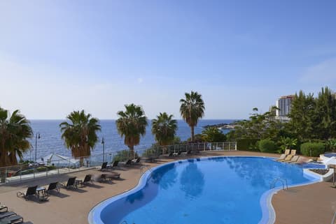 Melia Madeira Mare, Pool