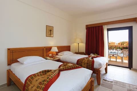 Three Corners Fayrouz Plaza Beach Resort