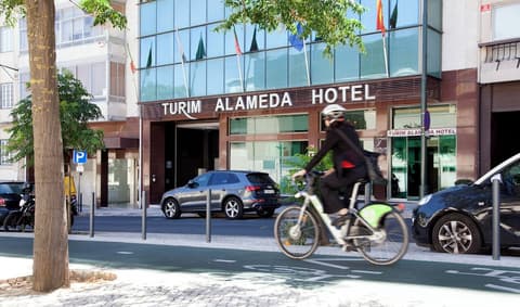 TURIM Alameda Hotel, Bicycling