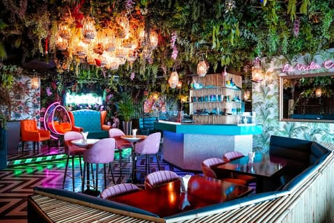 Cristal Hotel Abu Dhabi