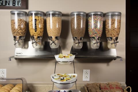 Hotel Brossard, an Ascend Collection Hotel